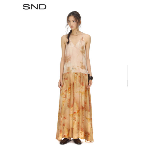 SNDSS26印花拼接直腰连衣裙