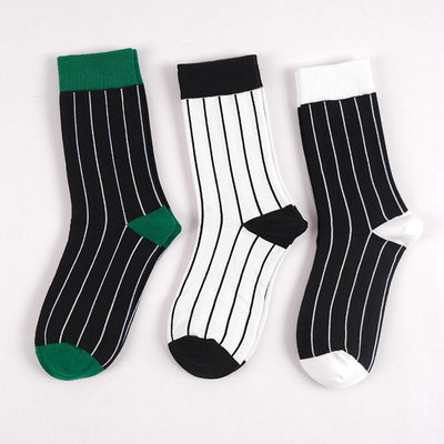 绿色ins潮黑白条纹百搭街头袜子