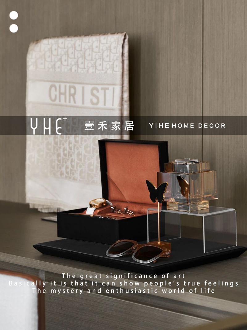 样板房衣帽间衣柜梳妆台饰品摆件