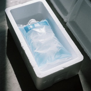 蚂蚁运输专用冰袋加热包泡沫箱