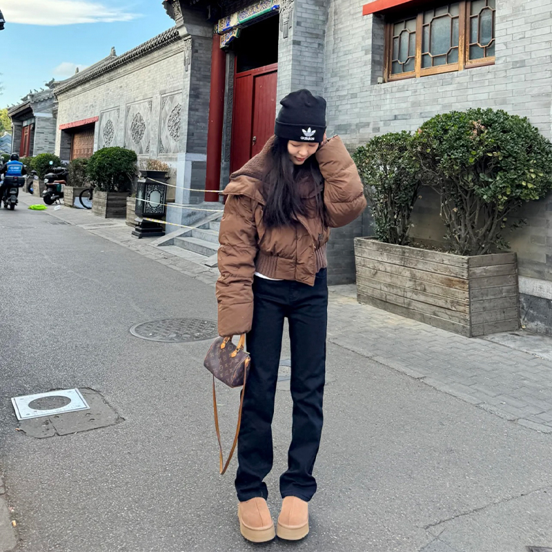 MYFC黑色窄版直筒牛仔裤女2025