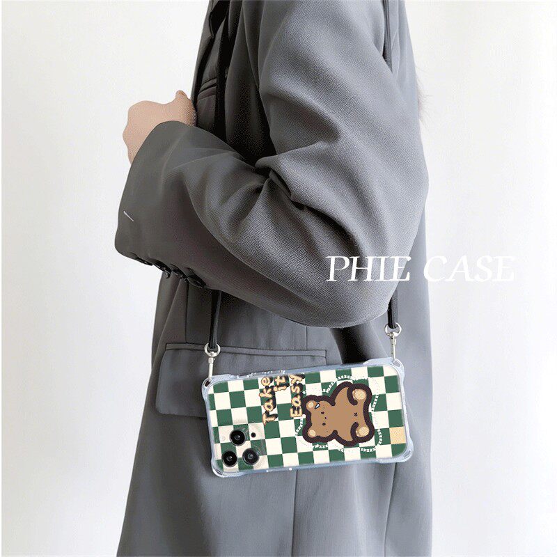 15plus手机壳软12ProMax适用华为Mate70小熊棋盘格iPhone17四角开孔13透明苹果16斜挎手腕挂绳14防摔x200可爱