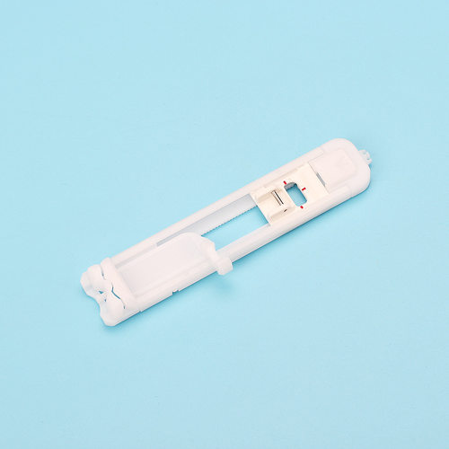 家用兄弟缝纫机自动锁眼压脚锁扣眼一步式锁扣眼压脚XD1792031