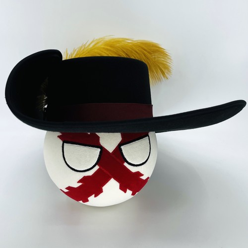 石三公社毛绒西班牙帝国球公仔