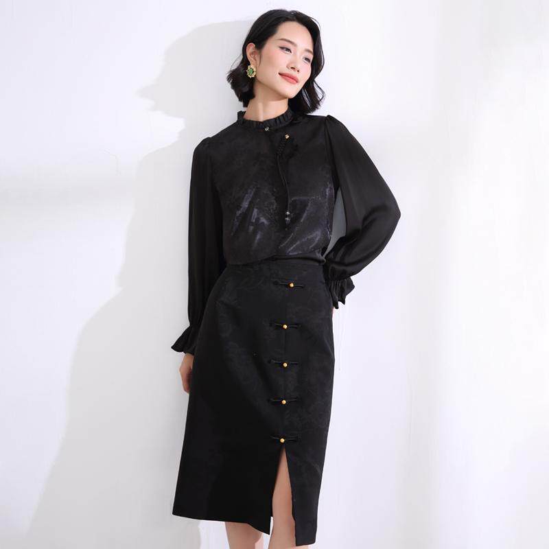盈达品牌女装黑色长袖上衣秋冬新品休闲喇叭袖专柜正品 4DB5Y2611