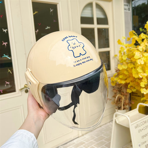 保暖防寒3c认证电动车头盔女款卡通新国标摩托车安全帽女士可爱熊