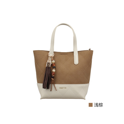 意尔康春季撞色水桶包单肩斜挎