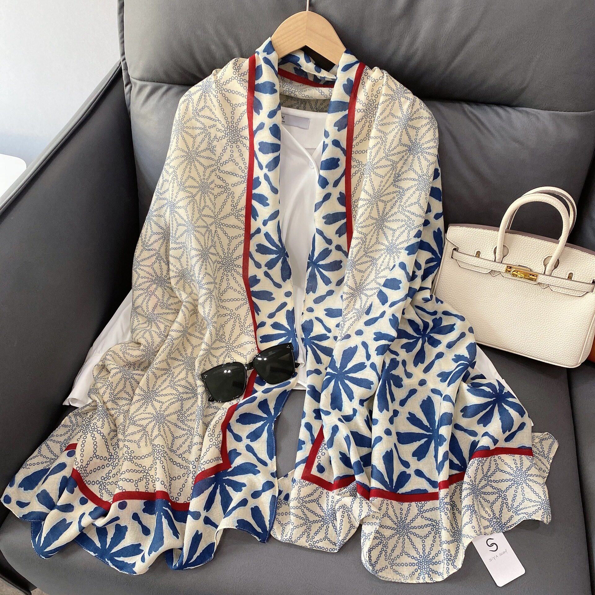 欧美风新款几何拼色印花围巾夏清新小花棉麻手感防晒披肩