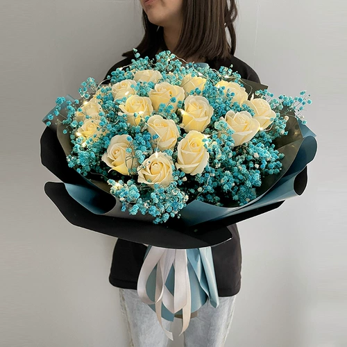 Мыло на день Святого Валентина с розой в составе, подарок на день рождения