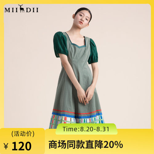 泡泡袖与复古胸衣元素结合，显腰身版型设计