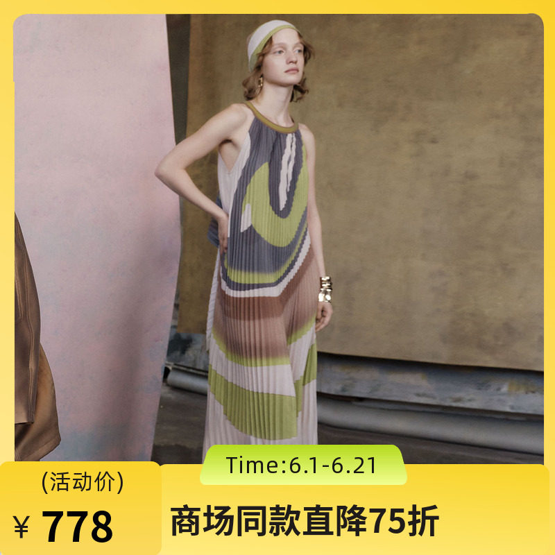 谜底连衣裙无袖2025春新品复古文艺风挂脖花色压褶长裙251ML0089