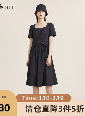谜底短袖收腰显瘦连衣裙2022秋季新款复古赫本风黑色裙223ML1162