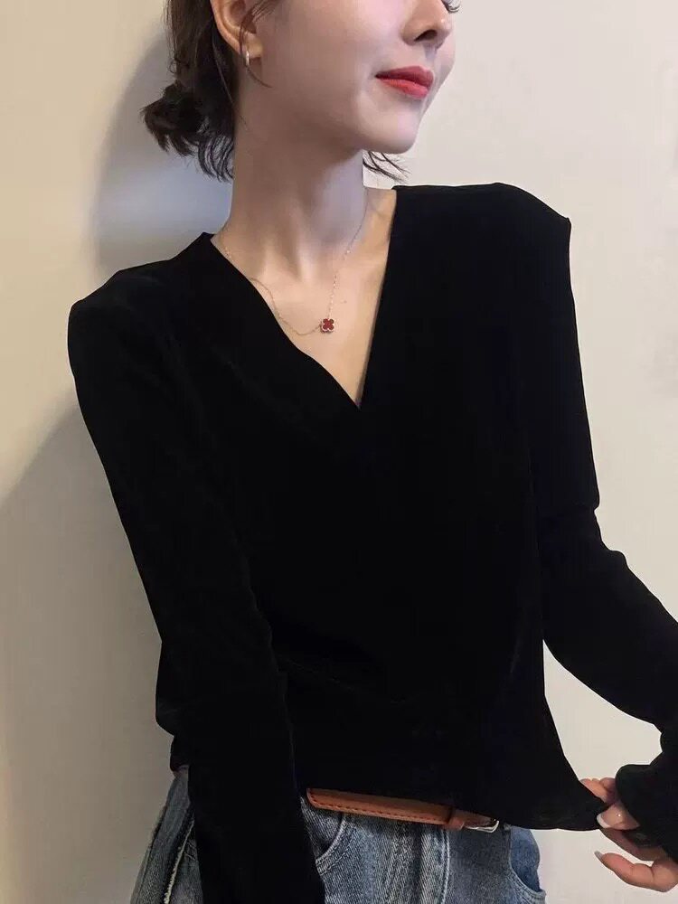 纯色气质显瘦植绒金丝绒无痕V领垫肩长袖T恤女春秋打底衫短款上衣