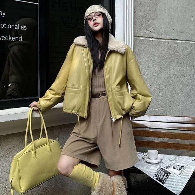 短款羊羔毛大翻领皮衣羽绒服女2025新款女款冬季女士PU皮免洗外套