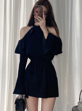 黑色露肩挂脖连衣裙女2025秋季荷叶边喇叭袖衬衫裙小个子包臀短裙