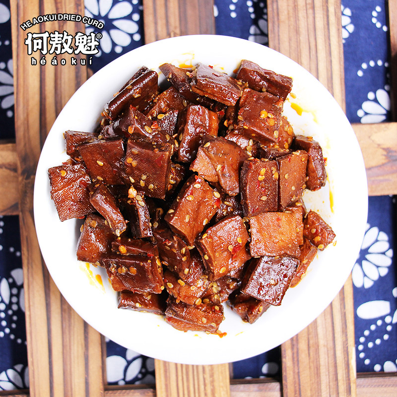 何敖魁平江酱干香干子麻辣豆腐干素肉香辣豆皮五香休闲零食品小吃