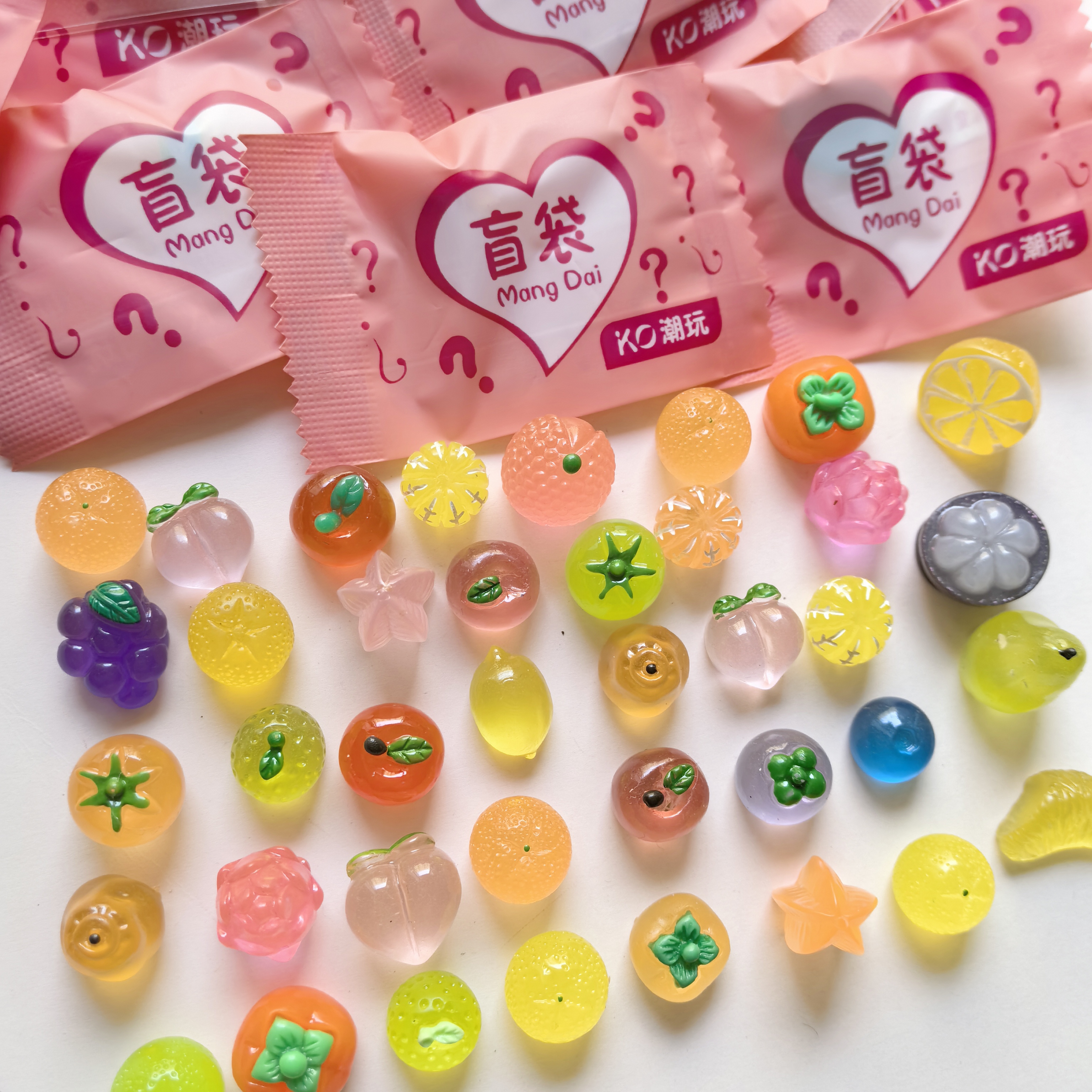 迷你玩具模型部分夜光儿童奖品礼