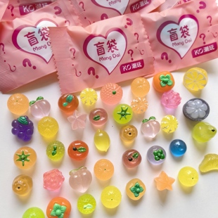 盲袋迷你夜光水果微缩模型仿真食玩具桌面小摆件夜间发亮儿童礼物