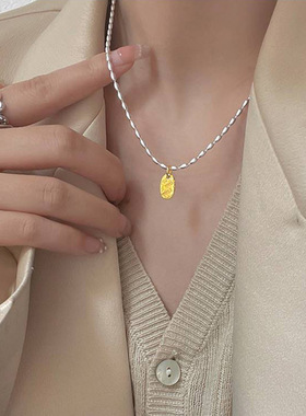 法国coss kokolove字母椭圆吊坠橄榄珠米粒项链女年新潮锁骨链