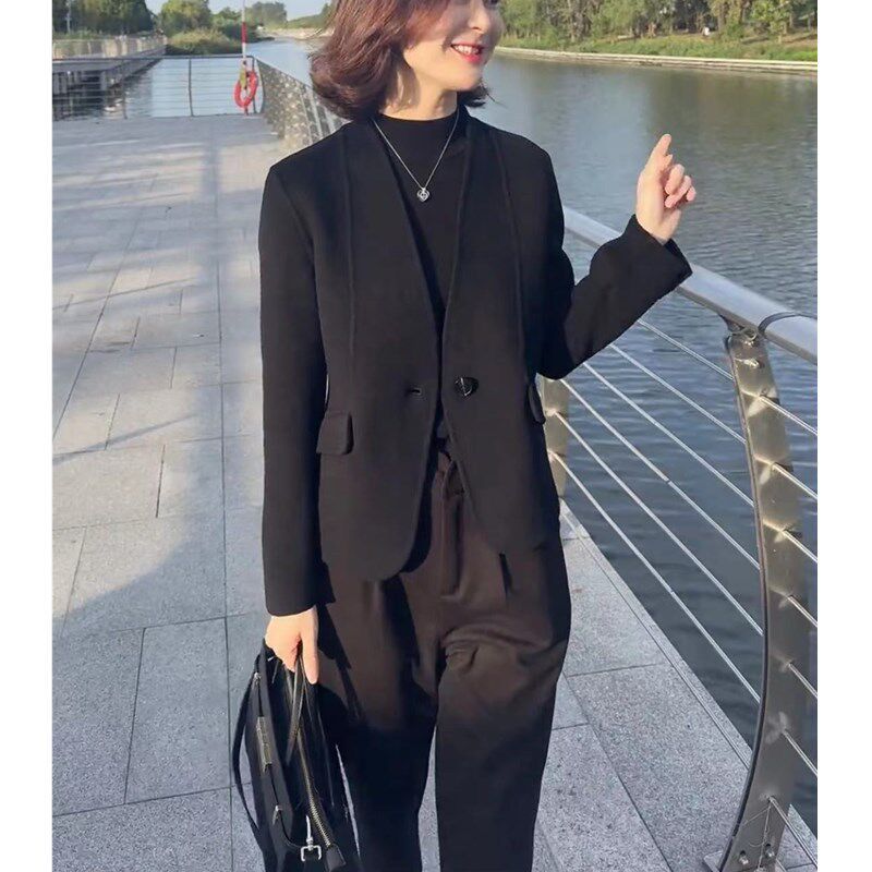 法国coss koko秋冬新款时尚净版呢子西服外套小个子显瘦女