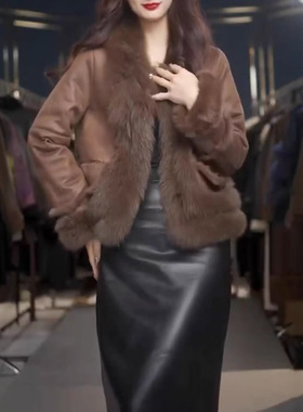 法国coss koko冬季新款时尚袖口毛毛拼接仿皮毛一体外套女