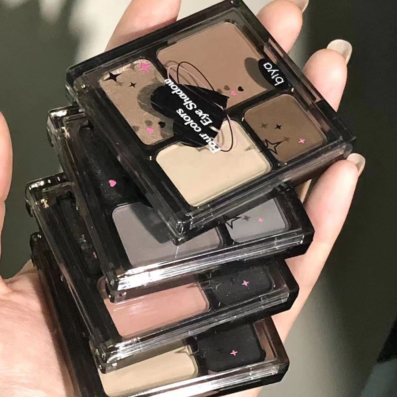 新款推荐彩妆高冷系四色眼影盘 珠光哑光细闪低饱和奶蓝灰烟熏妆