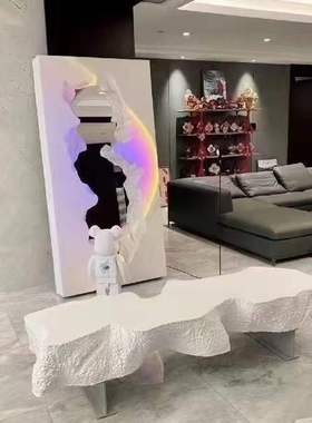 丹尼尔潮流茶几被寝室的镜子