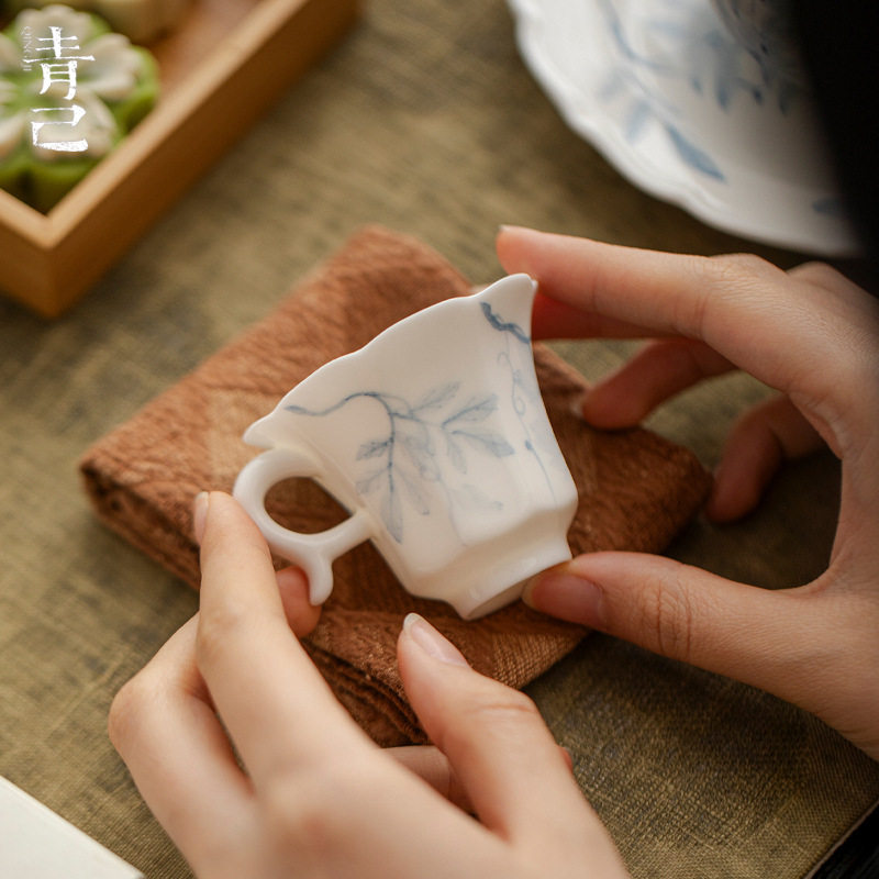青己玉泥手绘紫藤花日式提耳茶杯家用单杯功夫茶具陶瓷品茗杯单杯
