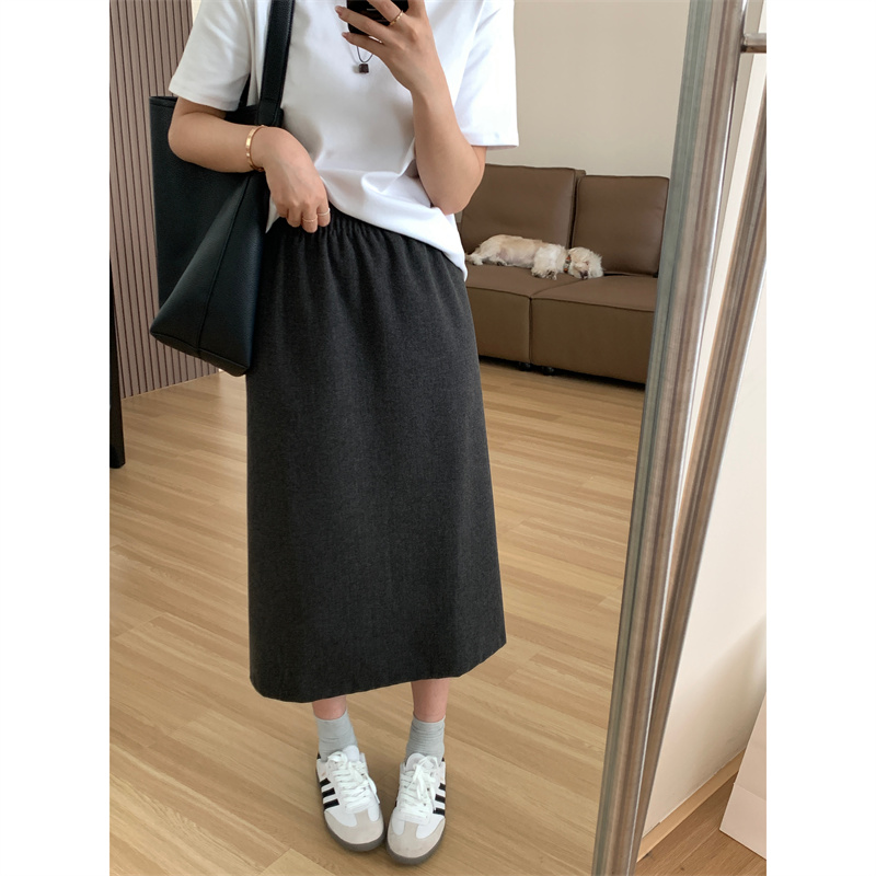 一片式直筒开叉半身裙