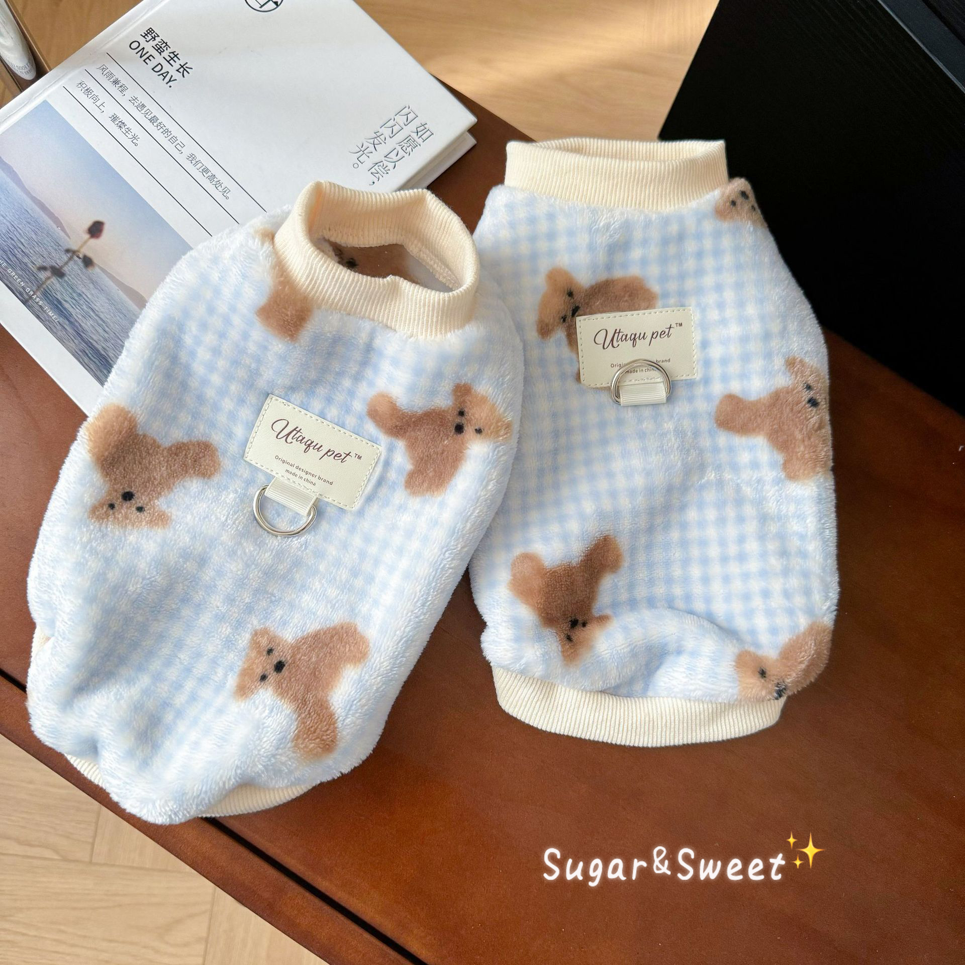 猫咪狗狗衣服秋冬温柔蓝格小熊印花绒背心保暖宠物布偶德文小型犬