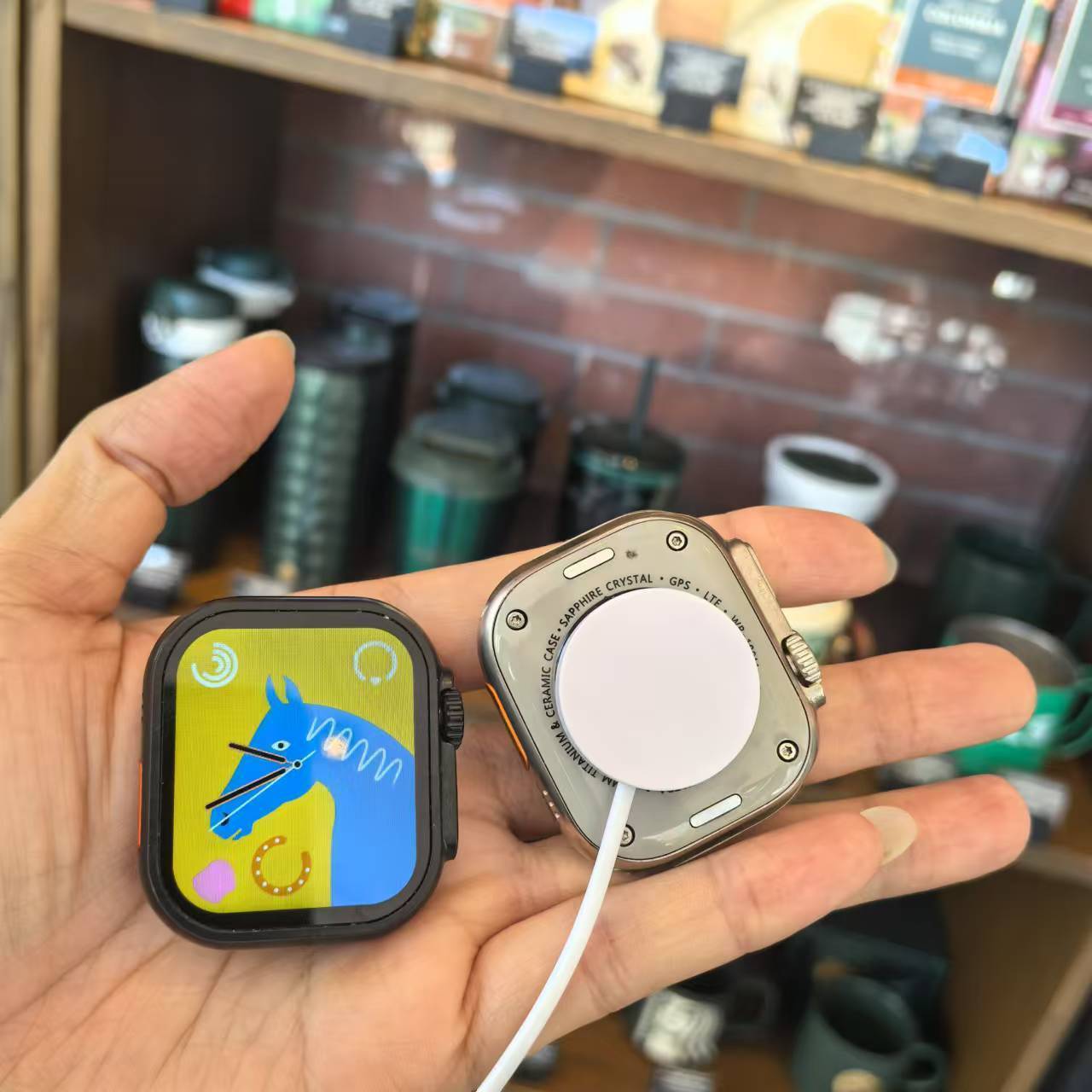 适用华强北磁吸充电器S8\S9\Ultra3\2磁吸磁力底座充电器电子手表