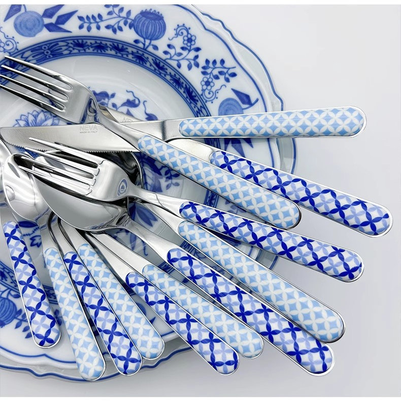 新款 意大利原装进口NEVA蓝色格子系列西餐具套装316不锈钢刀叉勺