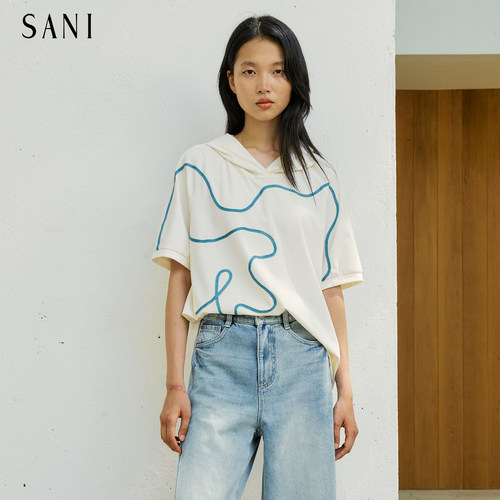 SANI2026秋季新品经典连帽T恤女宽松上衣百搭显瘦商场同款TZ8500W