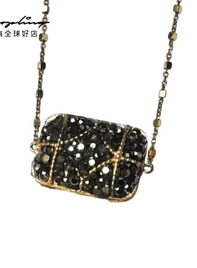 VIC & MAX  18K镀金镶嵌锆石方形吊坠项链银泰百货