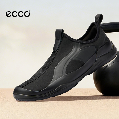 ECCO×NRL联名 舒适轻盈通勤运动休闲鞋女健步BIOM轻巧TR840193