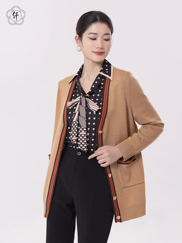 纤牌宽松百搭针织开衫女