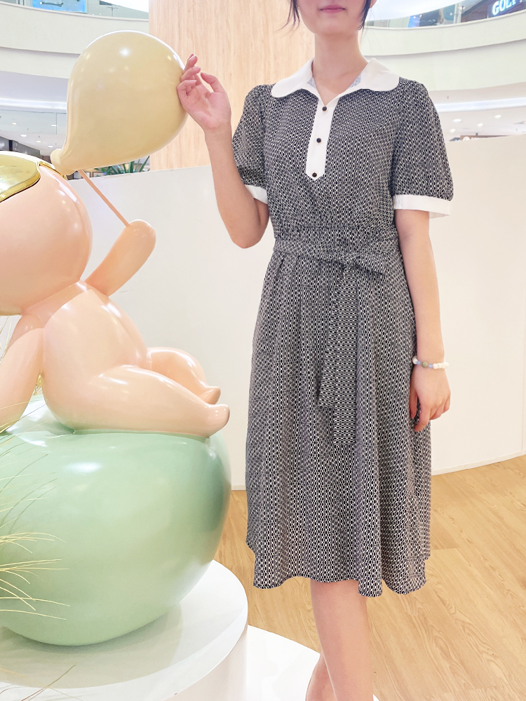 纤牌衬衫领系带印花连衣裙