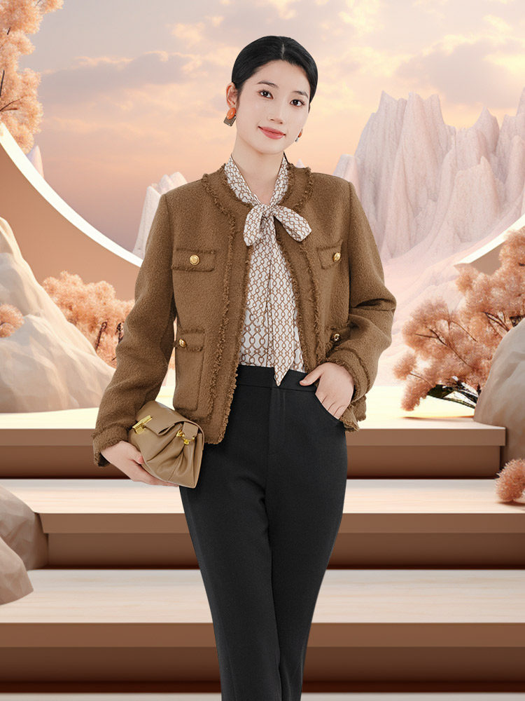 K&CH纤牌女装\2023冬新款法式休闲小香风毛呢大衣宽松显瘦短外套