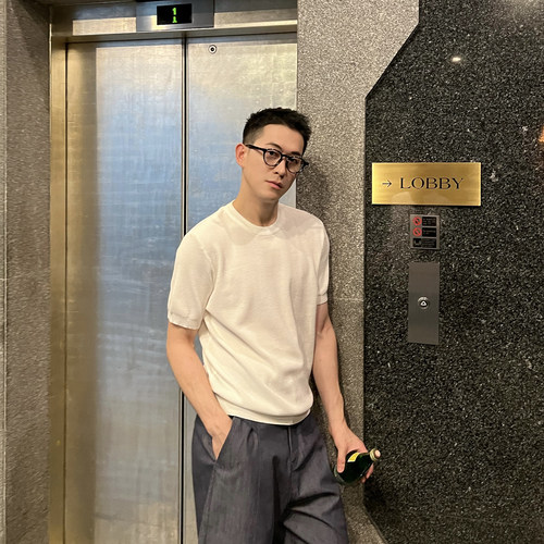 NickTian肌理感冰丝针织短袖