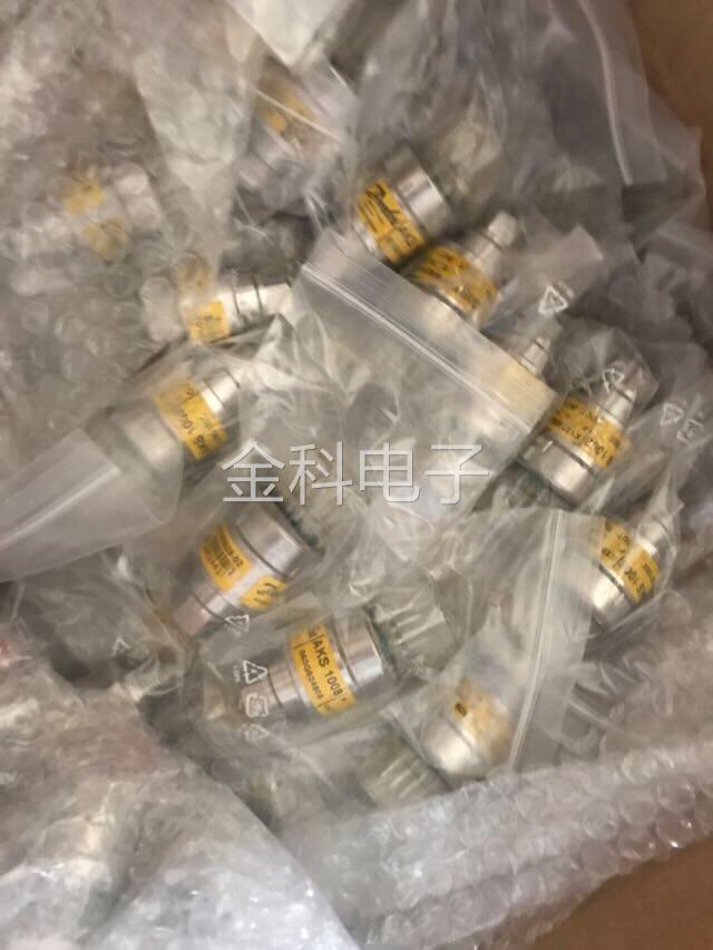 特灵空调压力传感器AKS1008特灵压力传感器特灵中央空调全议价