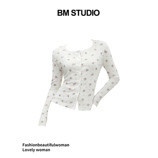 Brandygirl新款bm长袖T恤纯欲圆领碎花纽扣修身显瘦百搭开衫上衣