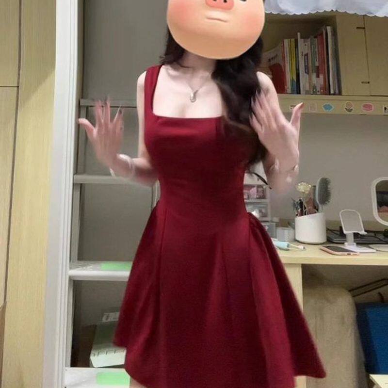 2025夏季朱砂痣红色吊带连衣裙女小个子气质简单大方收腰A字短裙