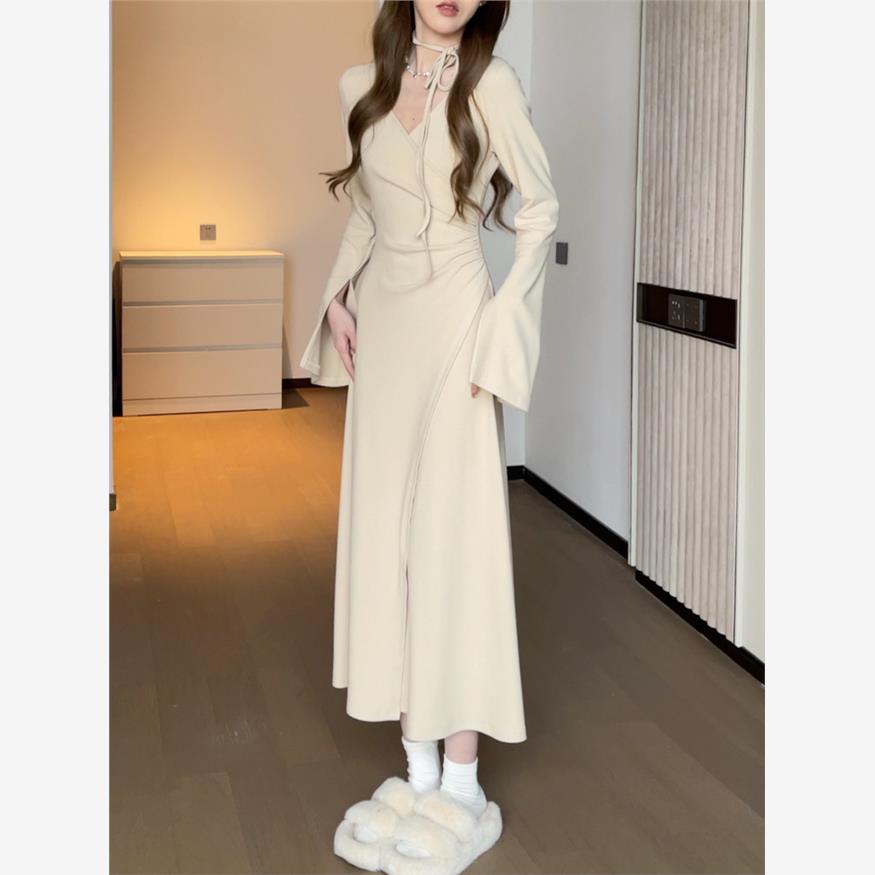 早秋包臀连衣裙秋装女款2