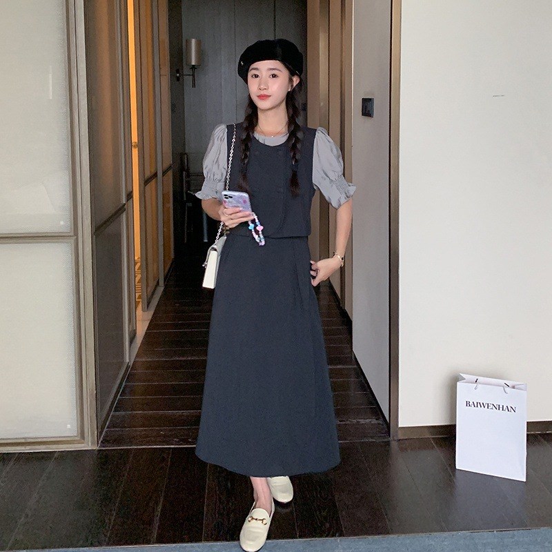 实拍2024法式假两件连衣裙气质感夏季款小众设计木耳边长裙桔梗裙