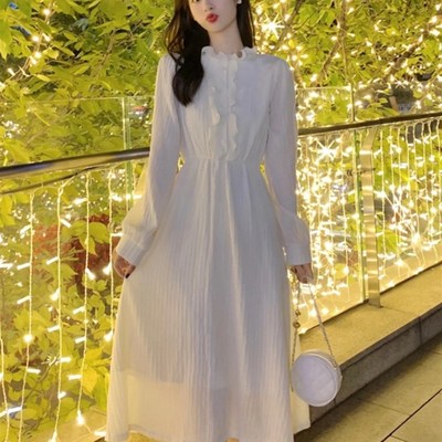 法式温柔风连衣裙女秋冬杏色茶歇小个子超仙森系配大衣内搭打底裙