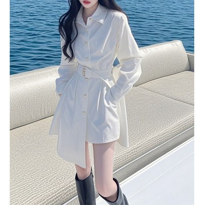 2025新款今年流行爆款小个子漂亮du特小香风白色不规则衬衫连衣裙