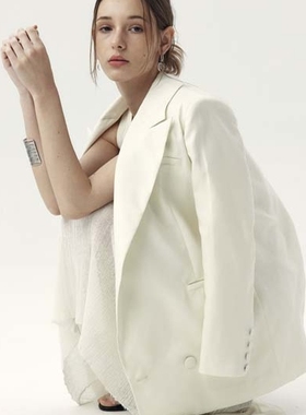Mon Mystere白色宽版西装新款后背开衩西服上衣