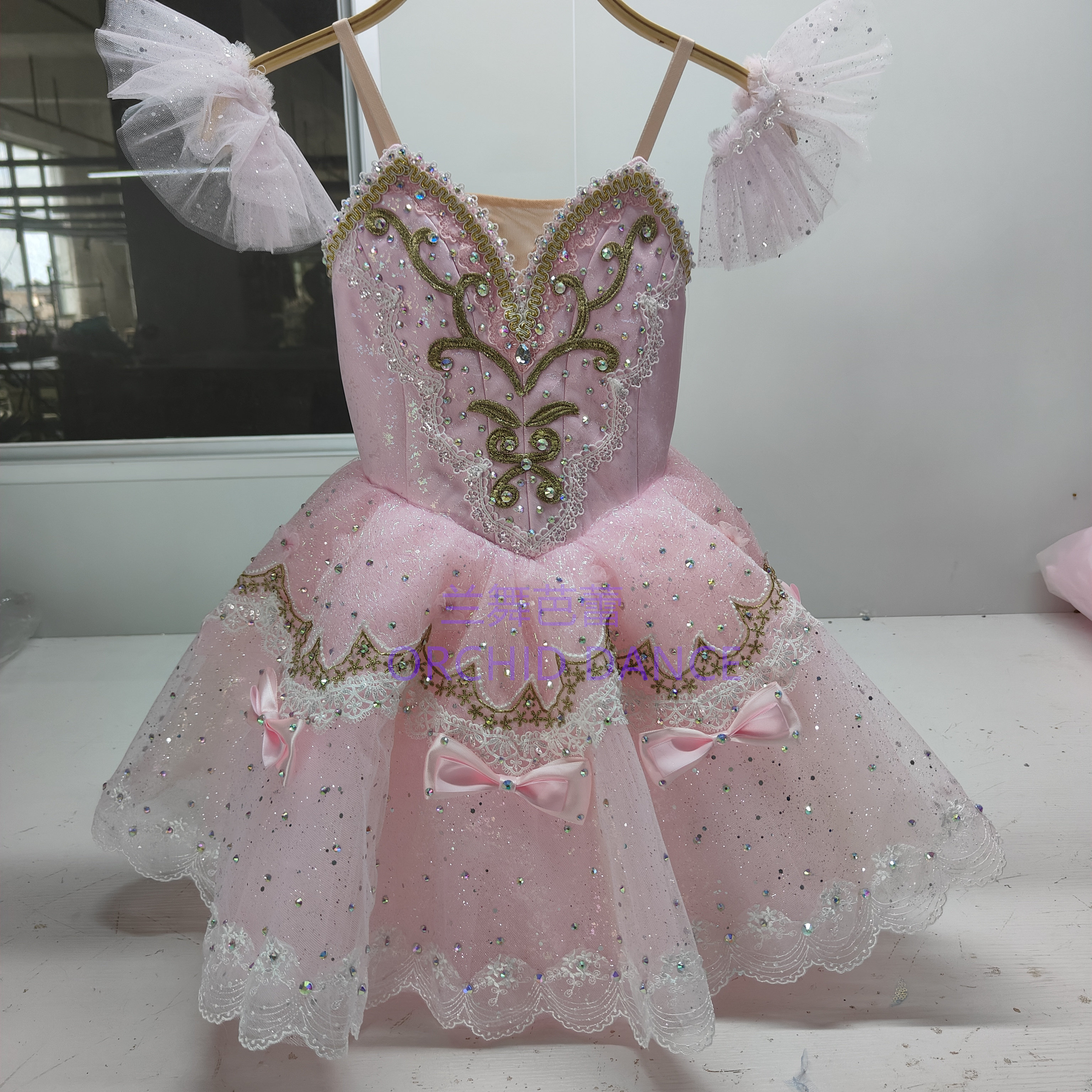 2024年新款粉色芭蕾舞裙仙女娃娃变奏蓬蓬裙女童演出服独舞比赛服