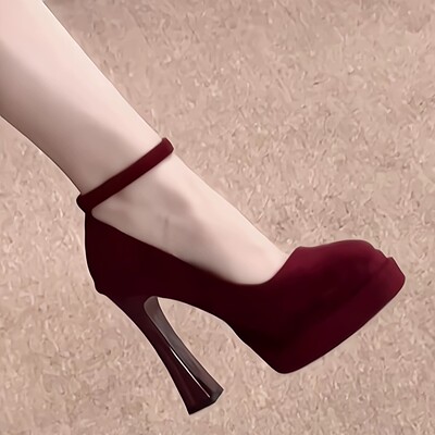 性感黑色绒面百搭一字扣带高跟鞋