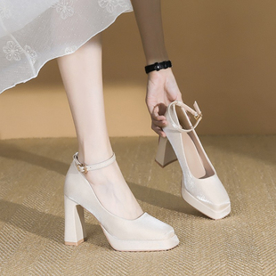法式玛丽珍新娘鞋防水台粗跟厚底高跟鞋女小个子增高婚纱伴娘女鞋